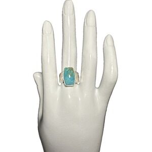 Desert Rose Trading Turqouise and Silver‎ Ring Scallop Detail 925 Stamped J-9A